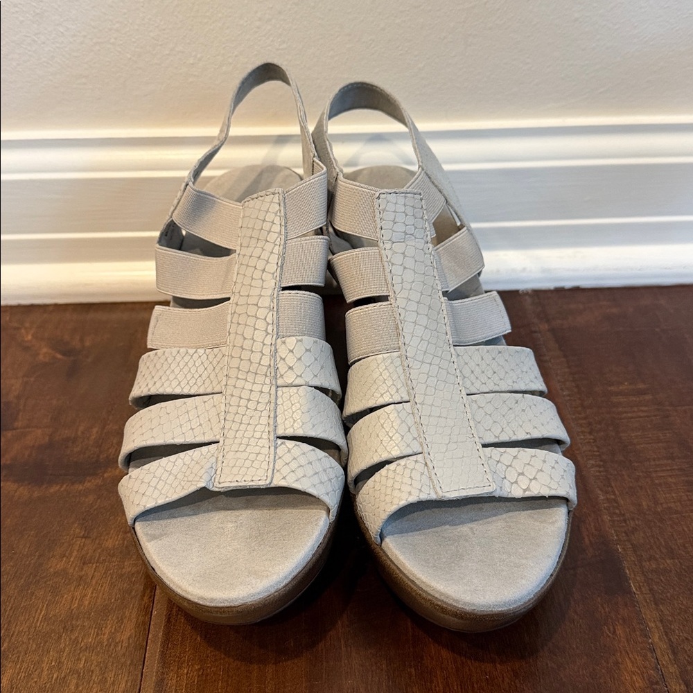 Munro Cookie Slingback Chunky Platform Sandals - image 9